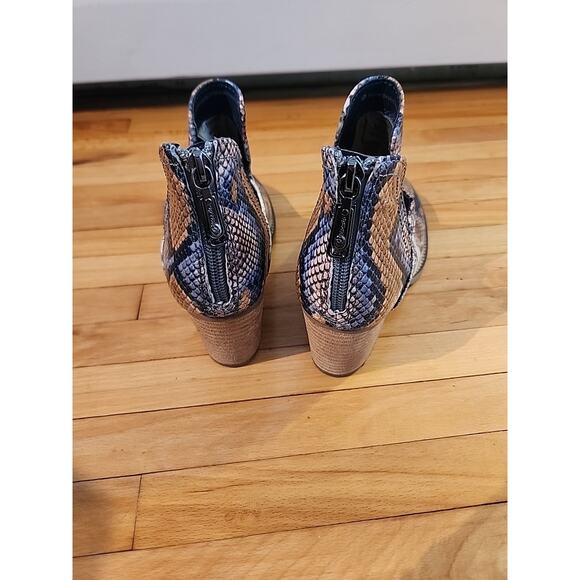 Blondo Waterproof Snake-Embossed waterproof Leather Boots Booties 5.5 - Picture 4 of 7